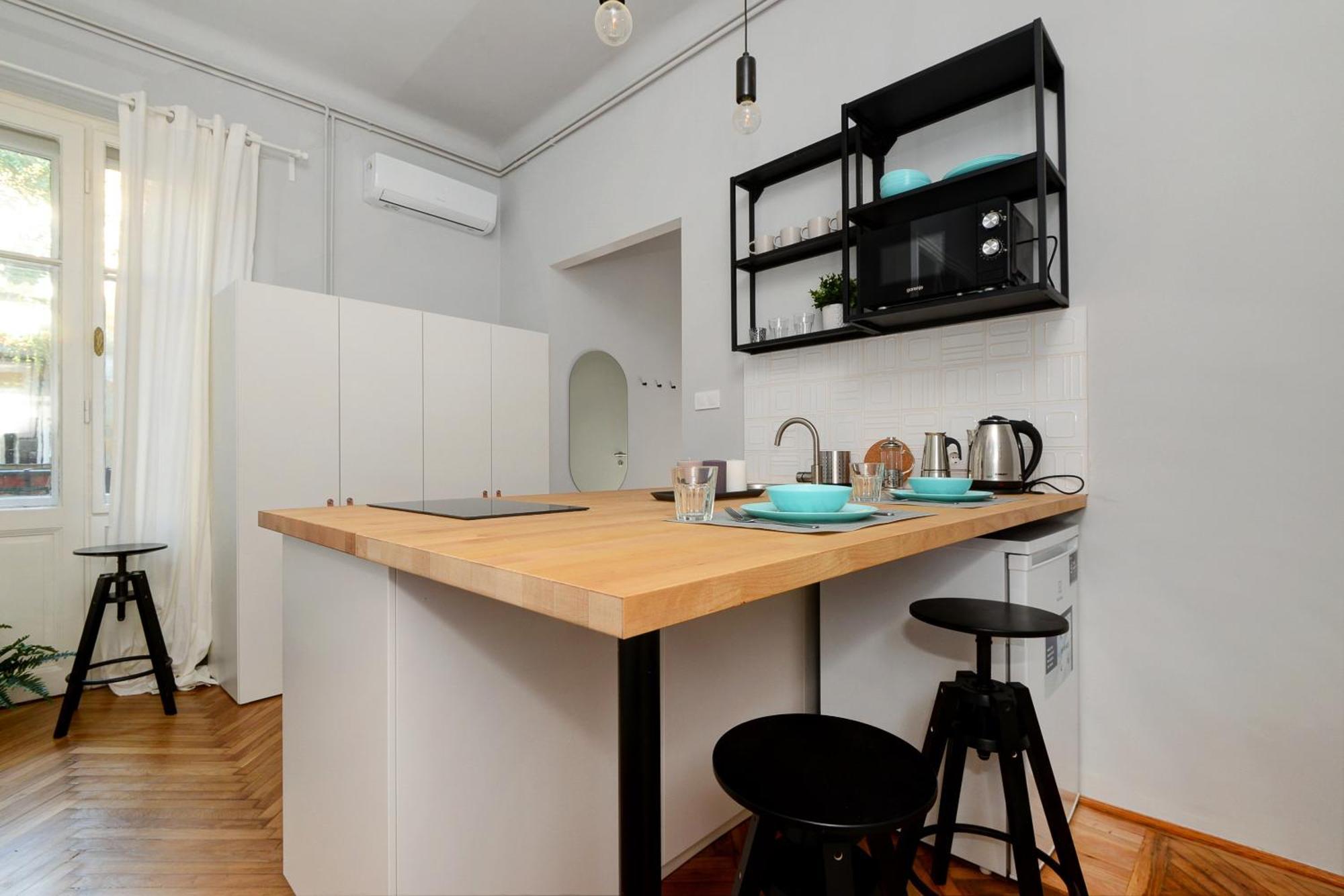 Monochrome Chic Apartments R613 Budapest Exterior photo